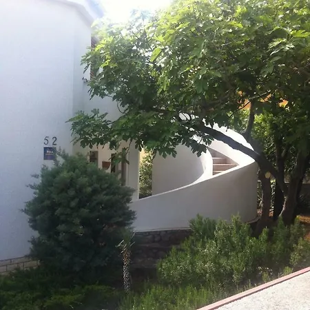 アパート Simunic